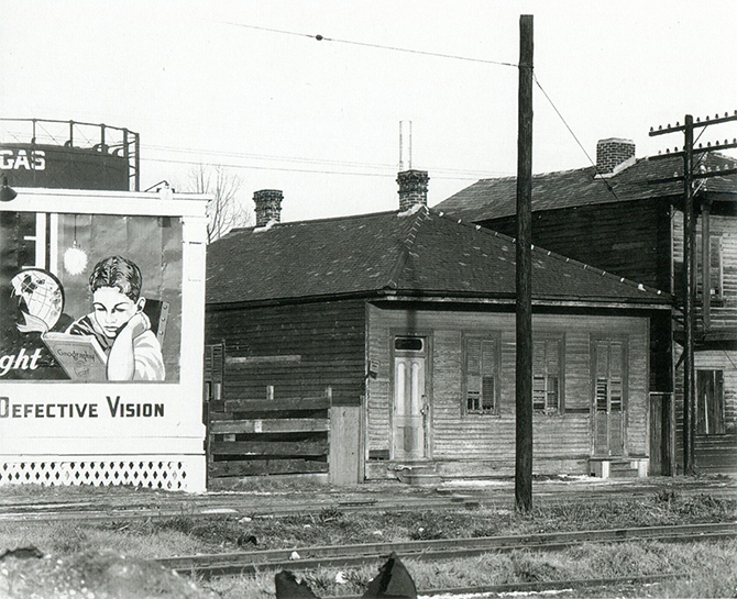 워커 에번스_공장 구역 주변의 집, 뉴올리언스, 미국, 1938.jpg